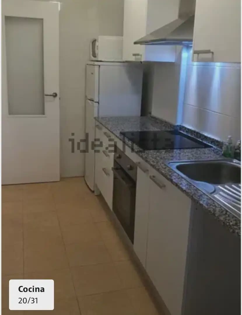 1 sovrum Lägenhet att hyra i Alicante stad med pool - 1 000 € (Ref: 9804007)