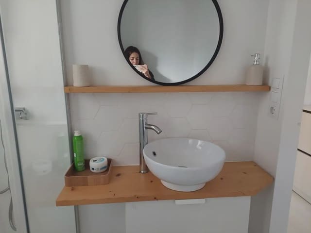 Studio att hyra i Cabo de las Huertas, Alicante stad med garage - 1 600 € (Ref: 9805953)