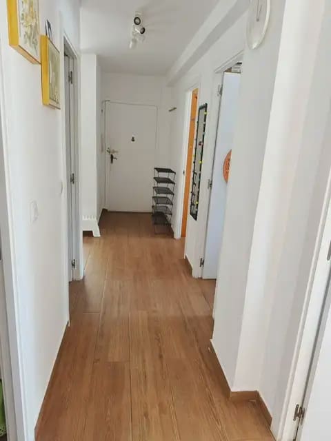 2 slaapkamer Flat te huur in Alicante stad met zwembad garage - € 1.300 (Ref: 9810957)