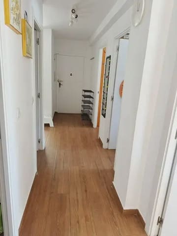 2 slaapkamer Flat te huur in Playa de San Juan, Alicante stad met zwembad garage - € 1.300 (Ref: 9810957)