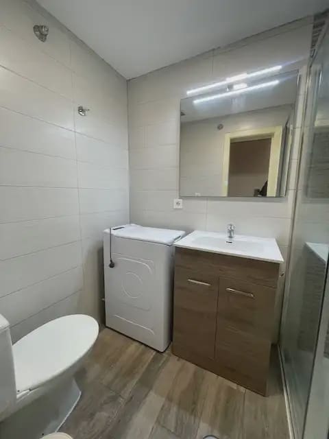 Studio do wynajęcia w Miasto Alicante / Alacant z basenem garażem - 850 € (Ref: 9810958)
