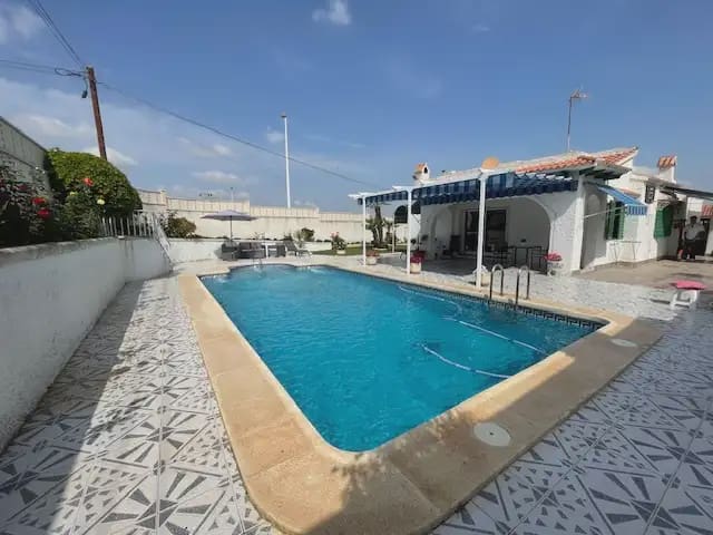 4 soveværelse Villa til salg i Arenales del Sol, Elche / Elx med swimmingpool garage - € 495.000 (Ref: 9819748)