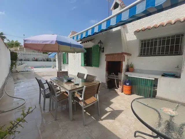 4 soveværelse Villa til salg i Elche / Elx med swimmingpool garage - € 490.000 (Ref: 9819748)