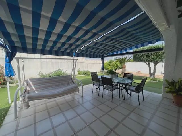 4 soveværelse Villa til salg i Arenales del Sol, Elche / Elx med swimmingpool garage - € 495.000 (Ref: 9819748)