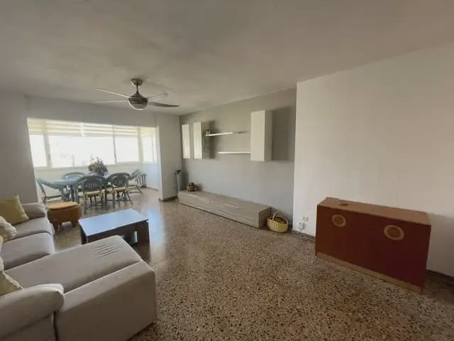 3 soveværelse Lejlighed til salg i Alicante by med swimmingpool garage - € 435.000 (Ref: 9821723)