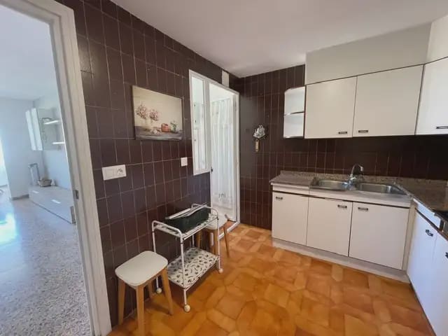 3 soveværelse Lejlighed til salg i Alicante by med swimmingpool garage - € 435.000 (Ref: 9821723)