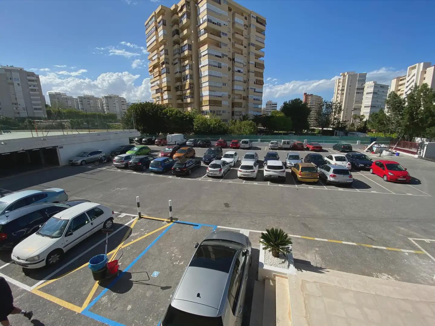 3 soveværelse Lejlighed til salg i Alicante by med swimmingpool garage - € 435.000 (Ref: 9821723)