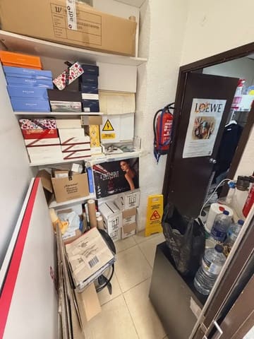 Kommersiell til leie i Ensanche - Diputacion, Alicante by - € 2 500 (Ref: 9821848)