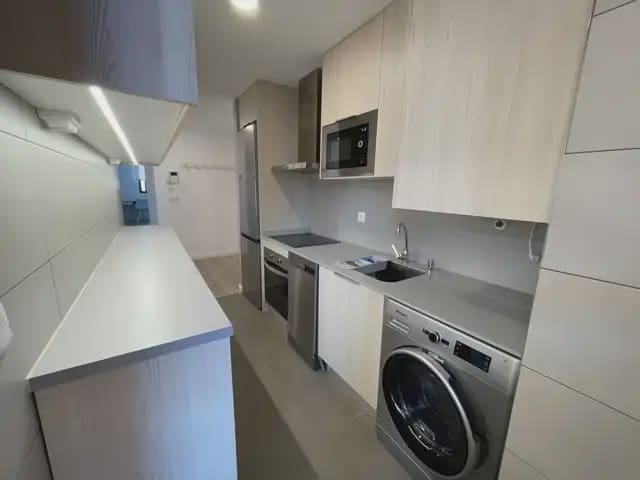2 bedroom Apartment for rent in El Campello with pool garage - € 1,550 (Ref: 9828151)