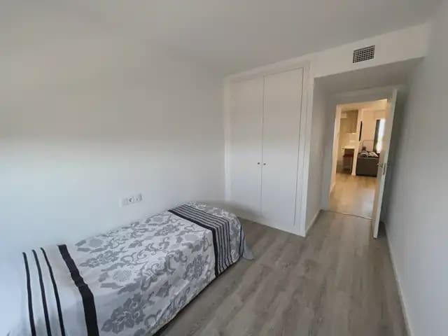 2 bedroom Apartment for rent in El Campello with pool garage - € 1,550 (Ref: 9828151)