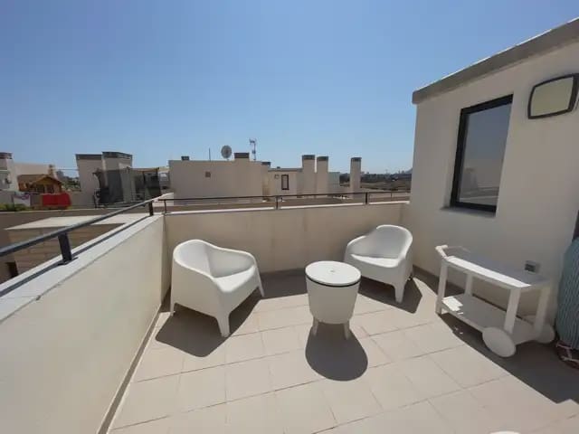 2 bedroom Apartment for rent in El Campello with pool garage - € 1,550 (Ref: 9828151)