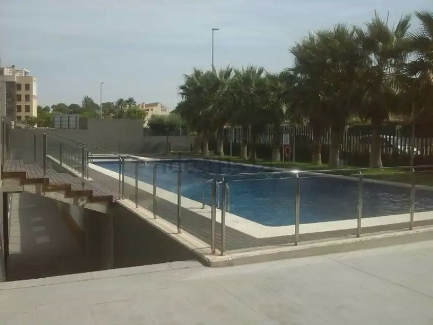 2 bedroom Apartment for rent in El Campello with pool garage - € 1,550 (Ref: 9828151)