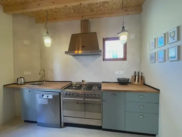 3 bedroom Villa for rent in Muchamiel / Mutxamel with garage - € 1,800 (Ref: 9834718)