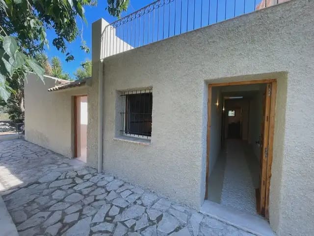 3 bedroom Villa for rent in Muchamiel / Mutxamel with garage - € 1,800 (Ref: 9834718)