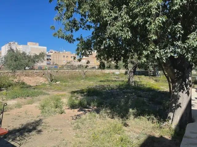3 bedroom Villa for rent in Muchamiel / Mutxamel with garage - € 1,800 (Ref: 9834718)