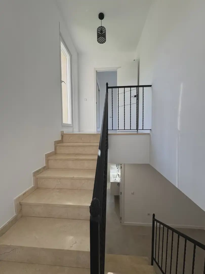 3 soverom Villa til salgs i El Campello med garasje - € 550 000 (Ref: 9834884)