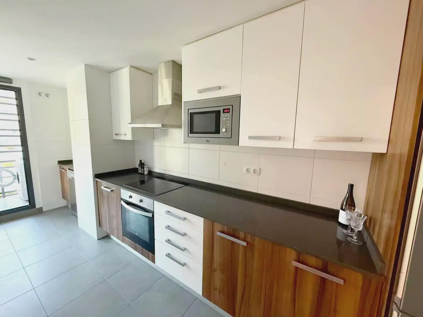 2 sypialnia Mieszkanie na sprzedaż w Miasto Alicante / Alacant z basenem garażem - 420 000 € (Ref: 9841903)