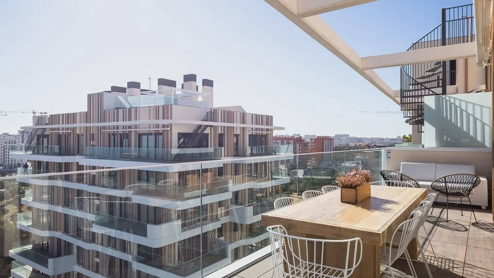 Ático de 2 habitaciones en Alicante / Alacant ciudad en venta con piscina garaje - 990.000 € (Ref: 9848391)