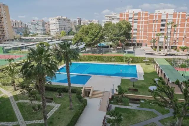 3 soveværelse Lejlighed til leje i Playa de San Juan, Alicante by med swimmingpool garage - € 1.800 (Ref: 9848893)