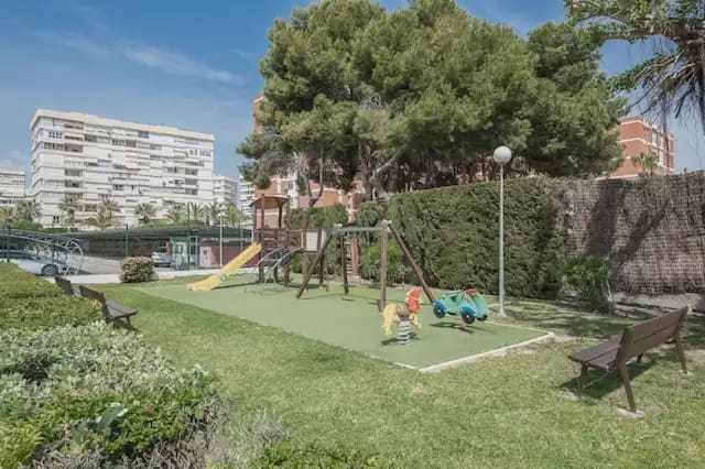 3 bedroom Flat for rent in Alicante / Alacant city with pool garage - € 1,800 (Ref: 9848893)