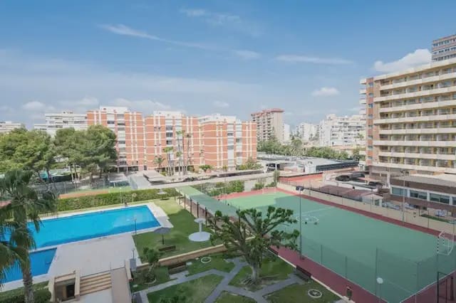 3 bedroom Flat for rent in Alicante / Alacant city with pool garage - € 1,800 (Ref: 9848893)