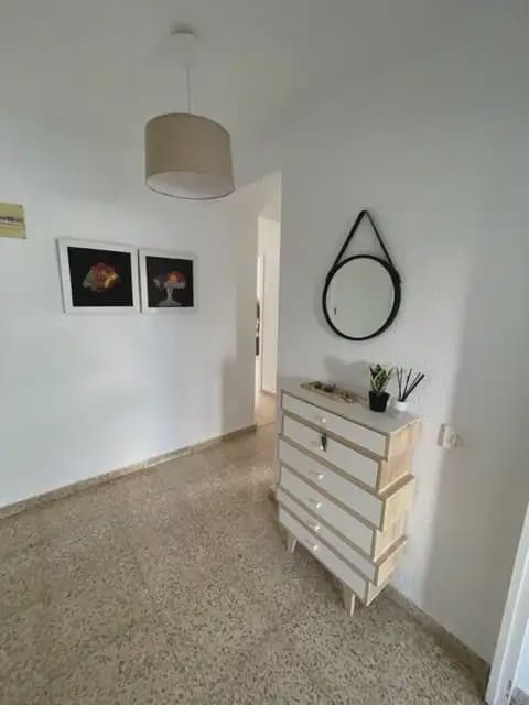 2 bedroom Flat for rent in Alicante / Alacant city with pool garage - € 1,300 (Ref: 9850607)