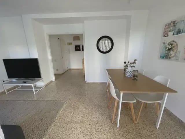 2 bedroom Flat for rent in Alicante / Alacant city with pool garage - € 1,300 (Ref: 9850607)