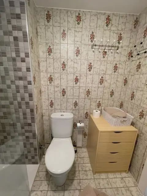 2 bedroom Flat for rent in Alicante / Alacant city with pool garage - € 1,300 (Ref: 9850607)