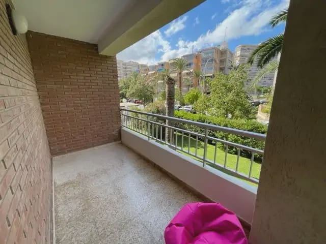 2 bedroom Flat for rent in Alicante / Alacant city with pool garage - € 1,300 (Ref: 9850607)