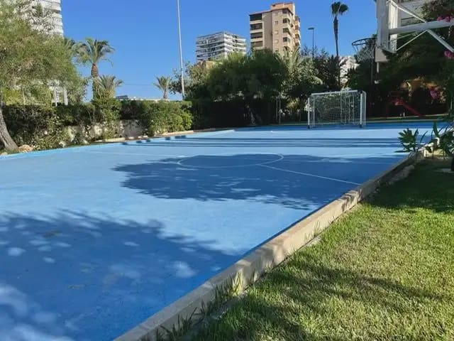 2 bedroom Flat for rent in Alicante / Alacant city with pool garage - € 1,300 (Ref: 9850607)