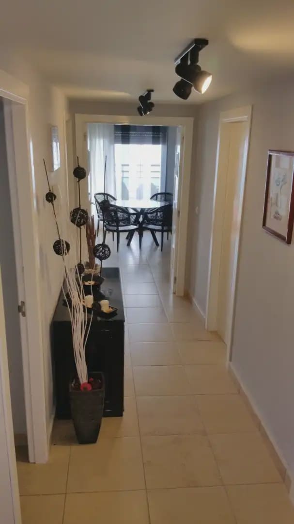 2 bedroom Penthouse for rent in Alicante / Alacant city with pool garage - € 2,800 (Ref: 9850608)