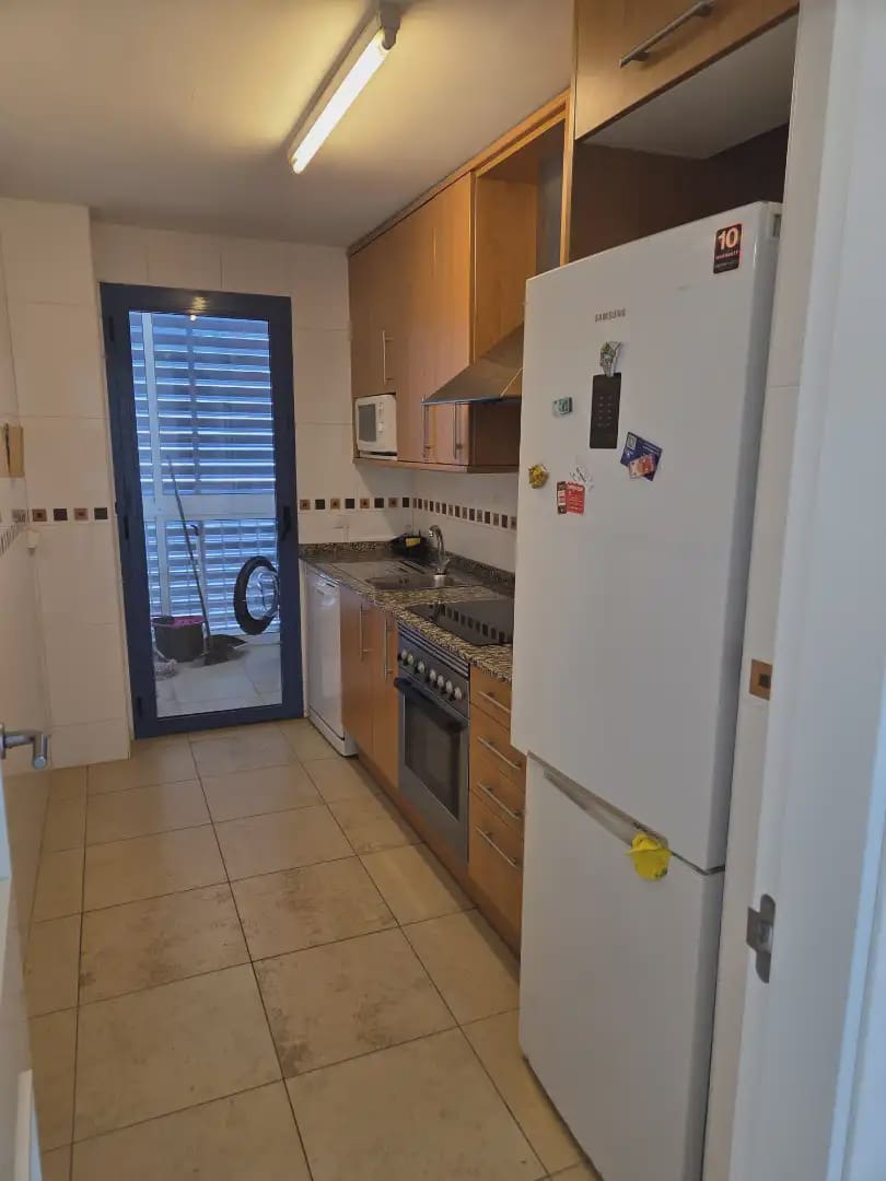 2 bedroom Penthouse for rent in Alicante / Alacant city with pool garage - € 2,800 (Ref: 9850608)