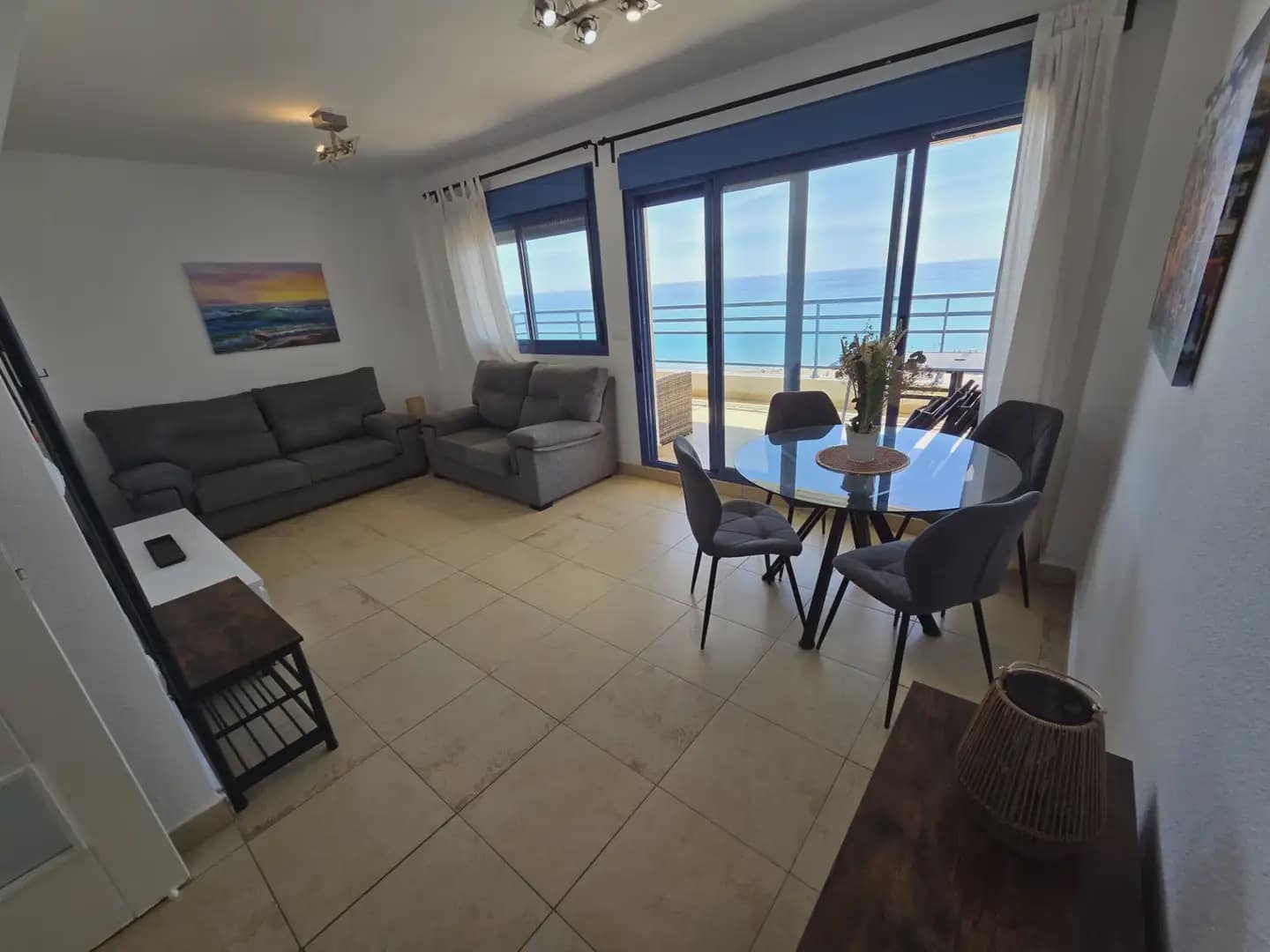2 bedroom Penthouse for rent in Alicante / Alacant city with pool garage - € 2,800 (Ref: 9850608)