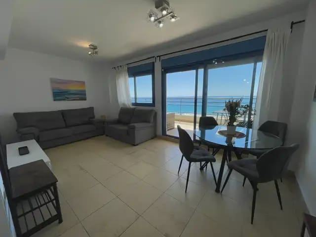 2 soveværelse Penthouse til leje i PAU, Alicante by med swimmingpool garage - € 2.700 (Ref: 9850608)
