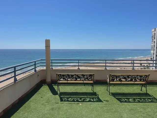 2 soveværelse Penthouse til leje i PAU, Alicante by med swimmingpool garage - € 2.700 (Ref: 9850608)