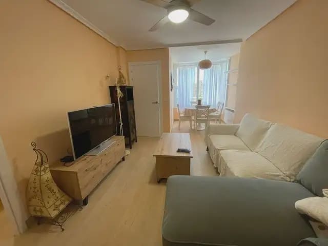 2 bedroom Flat for rent in Alicante / Alacant city with pool garage - € 1,800 (Ref: 9850782)