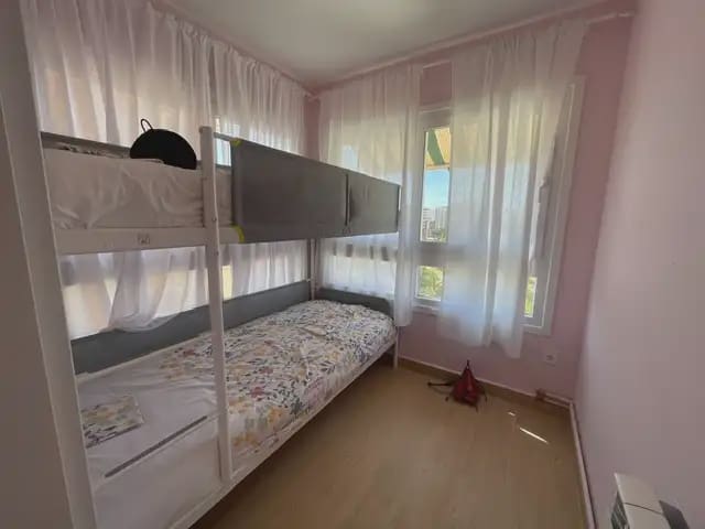 2 bedroom Flat for rent in Alicante / Alacant city with pool garage - € 1,800 (Ref: 9850782)