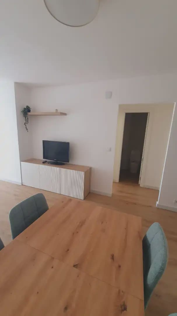 2 Zimmer Wohnung zu vermieten in Alicante / Alacant Stadt mit Pool Garage - 1.200 € (Ref: 9858973)