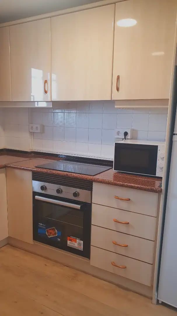 2 bedroom Flat for rent in Alicante / Alacant city with pool garage - € 1,200 (Ref: 9858973)