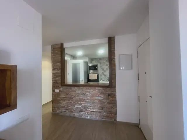 3 bedroom Flat for rent in Alicante / Alacant city - € 1,600 (Ref: 9861226)