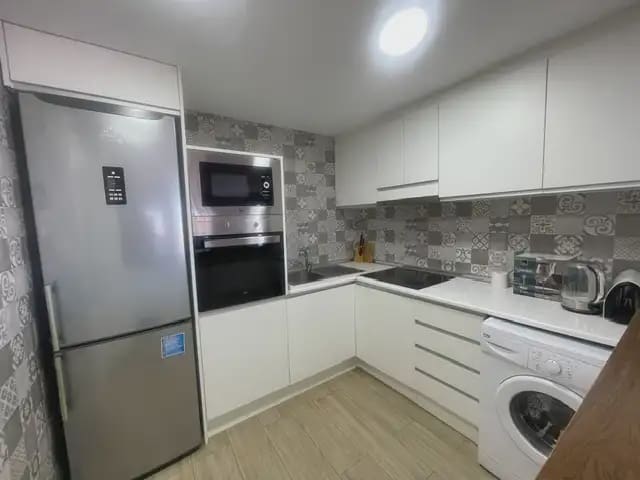 3 bedroom Flat for rent in Alicante / Alacant city - € 1,600 (Ref: 9861226)