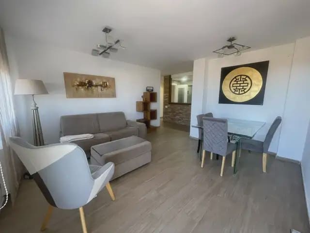 3 makuuhuone Asunto vuokrattavana paikassa Ensanche - Diputacion, Alicante kaupunki - 1 600 € (Ref: 9861226)