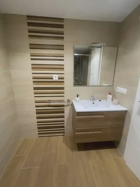 3 bedroom Flat for rent in Alicante / Alacant city - € 1,600 (Ref: 9861226)