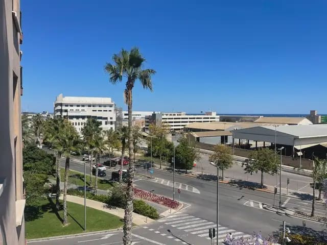 3 bedroom Flat for rent in Alicante / Alacant city - € 1,600 (Ref: 9861226)