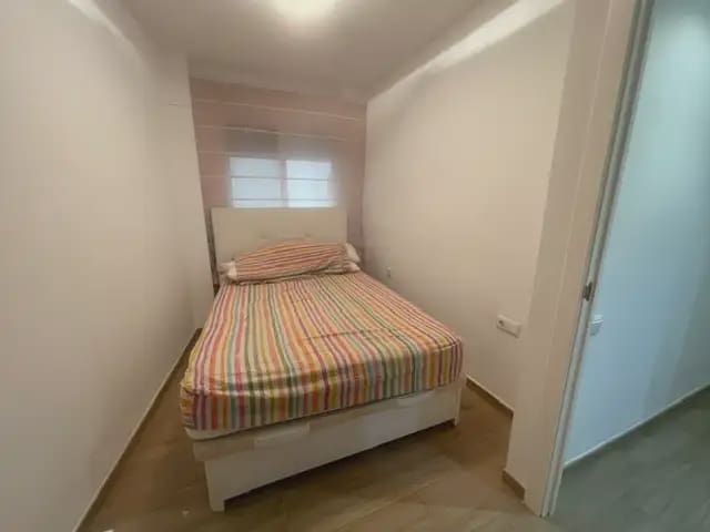 3 bedroom Flat for rent in Alicante / Alacant city - € 1,600 (Ref: 9861226)