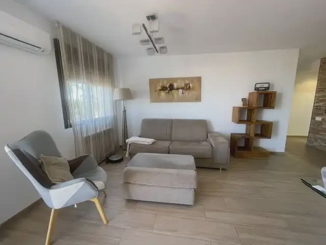 3 makuuhuone Asunto vuokrattavana paikassa Ensanche - Diputacion, Alicante kaupunki - 1 600 € (Ref: 9861226)