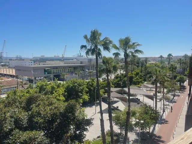 3 bedroom Flat for rent in Alicante / Alacant city - € 1,600 (Ref: 9861226)