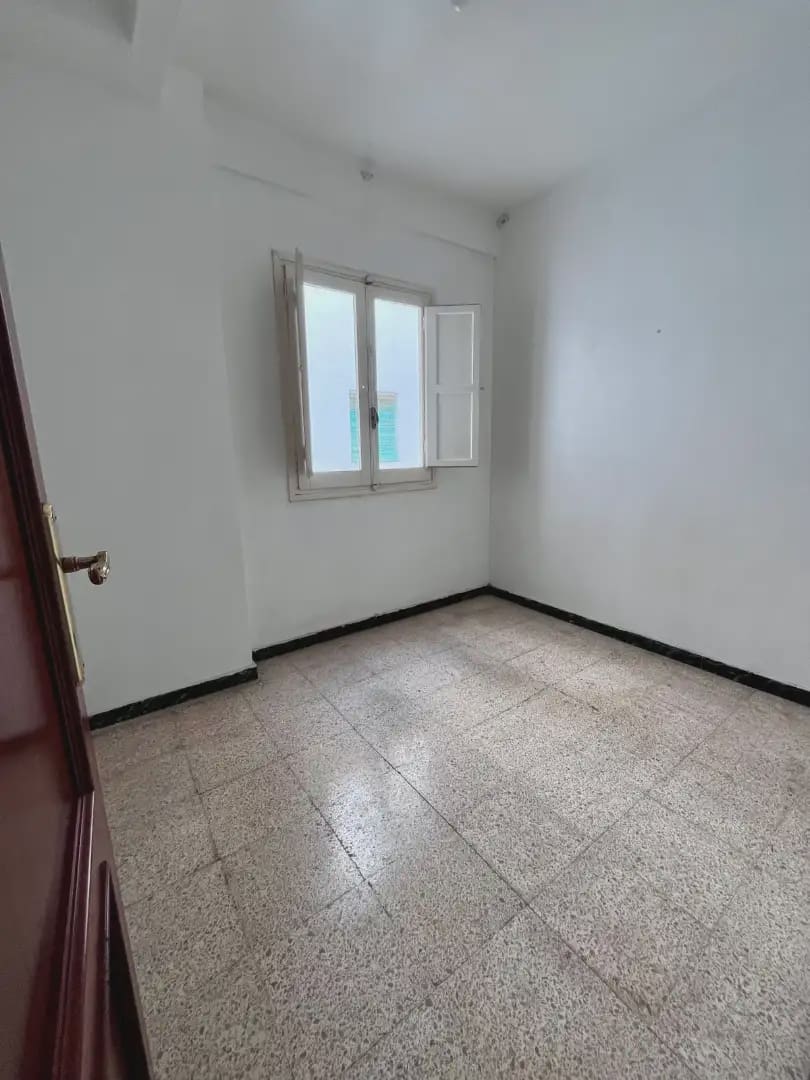 4 soveværelse Lejlighed til salg i Alicante by - € 199.000 (Ref: 9861227)