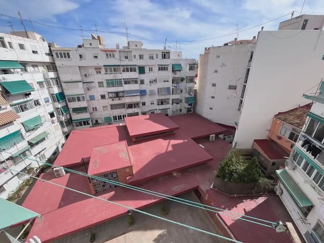 4 soveværelse Lejlighed til salg i Pla de Bon Repos, Alicante by - € 199.000 (Ref: 9861227)
