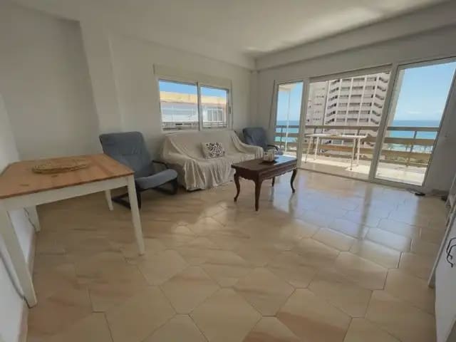 Piso de 1 habitación en Playa de Muchavista, El Campello en alquiler con piscina garaje - 1.200 € (Ref: 9863593)